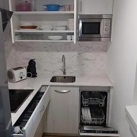 Rosesapparts Gran Via Apartment Roses